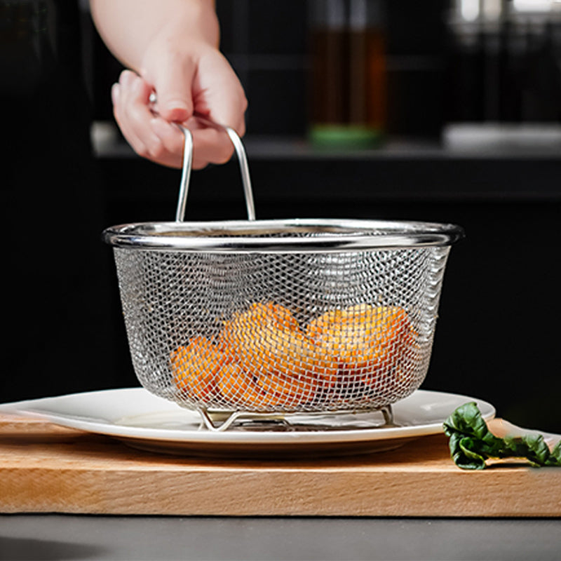 🎉 2026 Sale — Over 36,000 Sold! 💞 Handheld Steel Sieve – No Rust, No Splatter 🍲