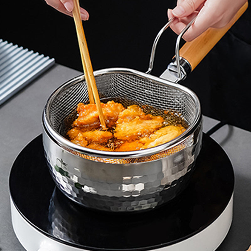 🎉 2026 Sale — Over 36,000 Sold! 💞 Handheld Steel Sieve – No Rust, No Splatter 🍲